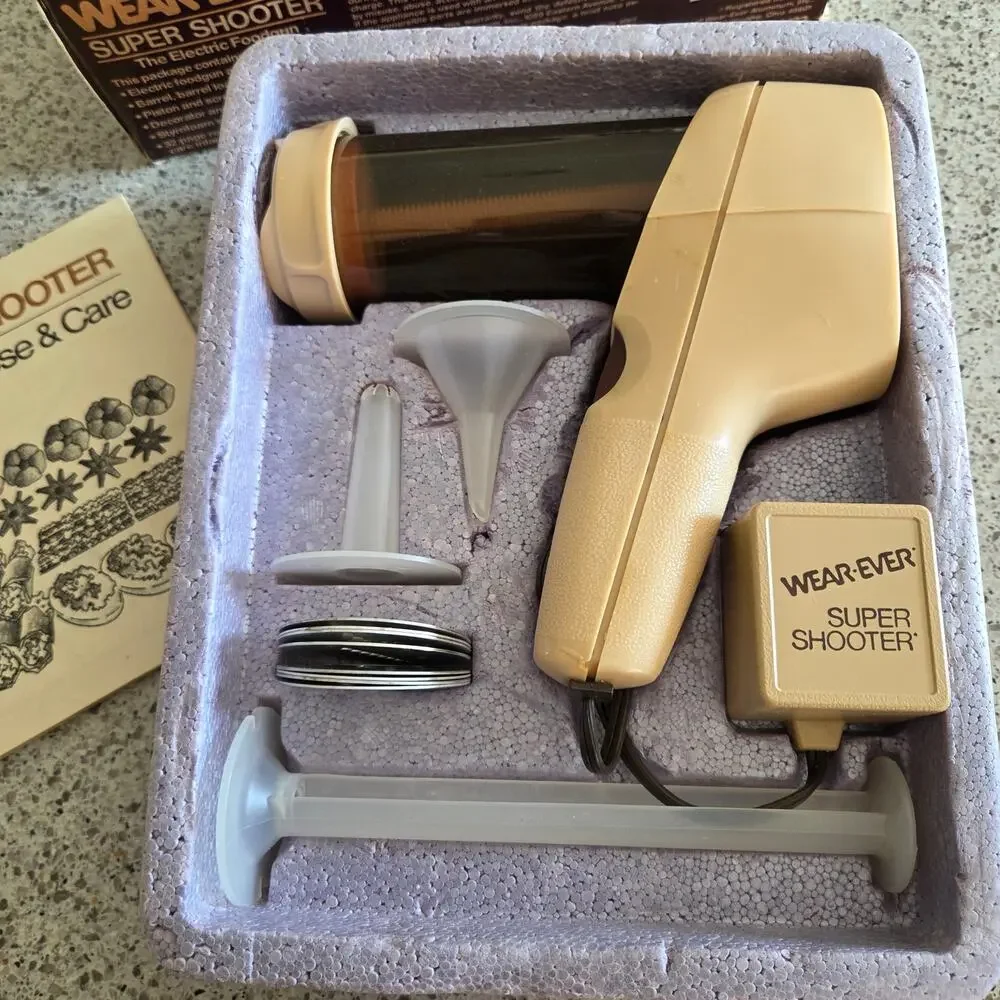 VTG Wear-Ever Super Shooter 70123 Electric Foodgun Cookie Press, 1 missing disc